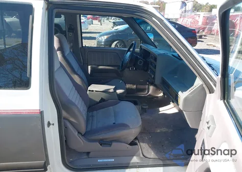 1995 Dodge Dakota from USA, damaged, VIN 1B7GL23Y3SS323789